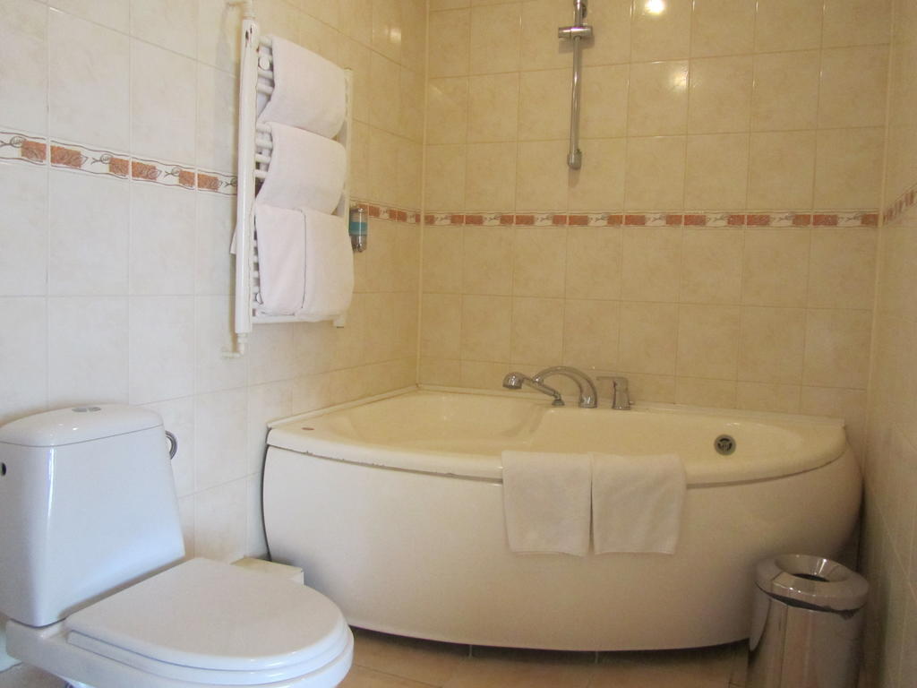 Hotel Latgale Rēzekne Habitación foto